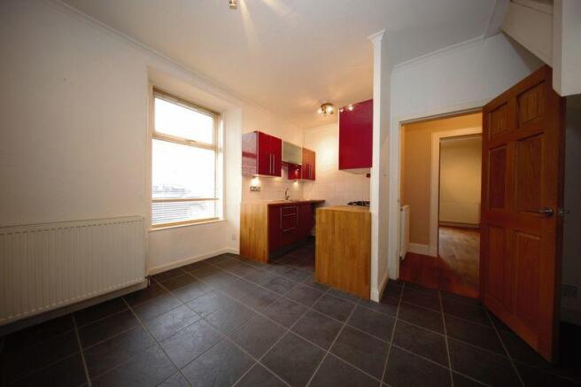 Kitchen/Dining...