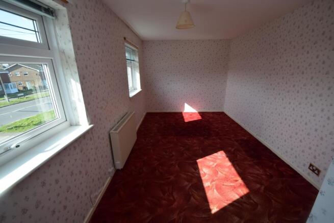 130 Langney Rise bed 1.JPG