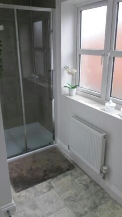 En - Suite Picture 2