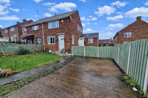 Manor Drive, Whiston