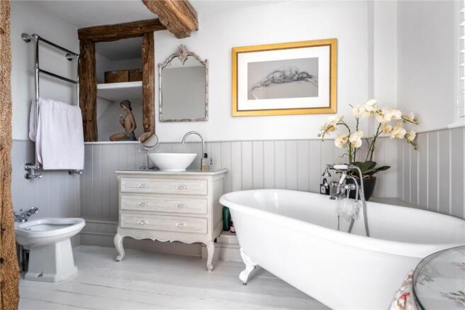 Principal Bathroom