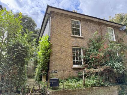 Triggers Row, Deal Road, Northbourne, Deal, CT14