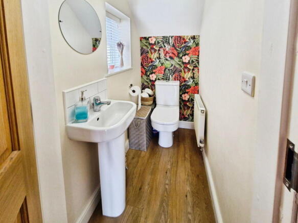 3 bed Detached for sale Image 7