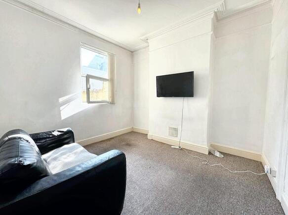 WhatsApp Image 2024-09-20 at 14.12.10 (1) (3).jpeg