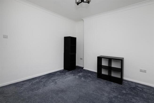 2 bed Semi-Detached for sale Image 5