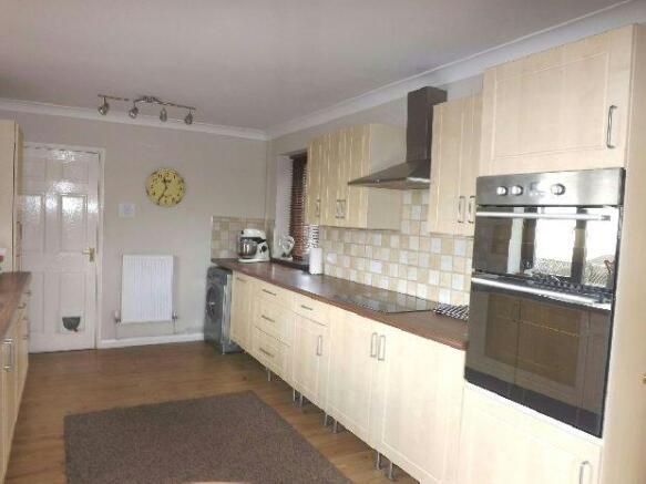 Kitchen/Breakfast Ro