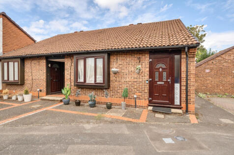 Cobb Close, Datchet, Slough