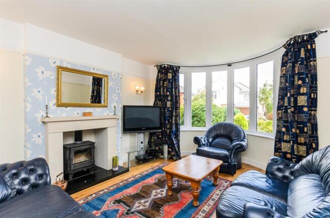 8306966-interior23.jpg