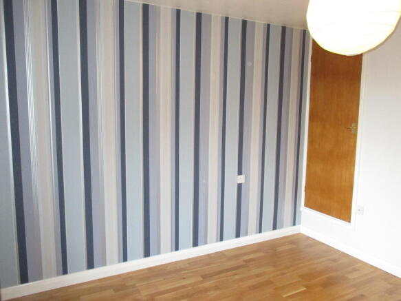 DOUBLE BEDROOM