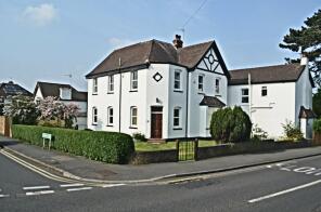 2, Beaumont Road, Petts Wood, Orpington BR5 1JN