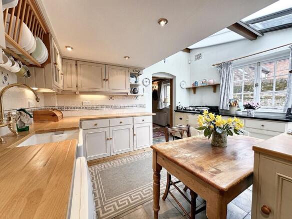 Kitchen/Breakfast Room