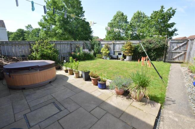 3 bed Semi-Detached for sale Image 9