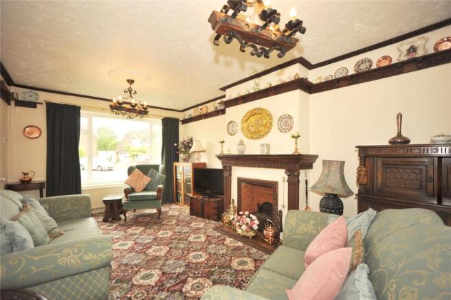 Lounge 1