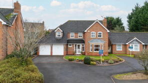 9, Scrivener Close, Leicester LE7 9NE