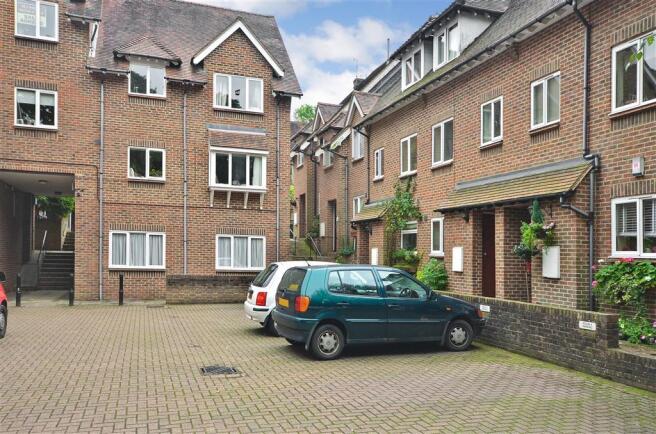 Driveway/Parking