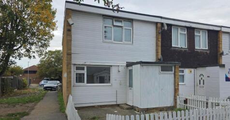 22 Thackeray Row, Wickford, Essex, SS12 9EG