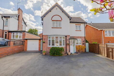Chawn Hill, Oldswinford, Stourbridge, DY9 7JB