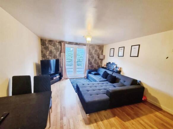 cd74179d-PHOTO-2025-09-11-19-42-03 20 284 29.jpg