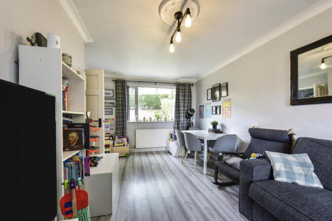 2 bed Semi-Detached for sale Image 6