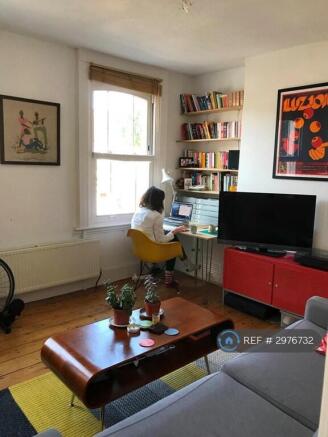 Previous Tenant Lounge Photo
