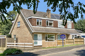11a, Drake Close, Poulner BH24 1UG