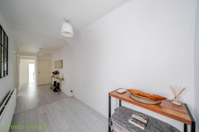 1afd906f-34d7-4d9...