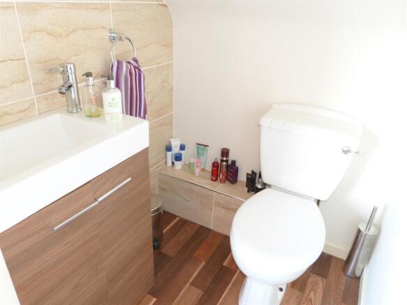 EN SUITE