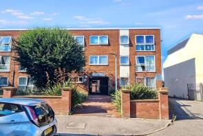 Flat 30, Highland Court, Gordon Road, South Woodford, London E18 1RE