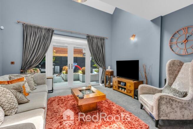 4 bed Detached for sale Image 2