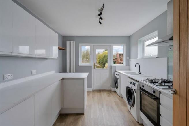 NORK RISE, 26 (16 FROM 27)-7.jpg