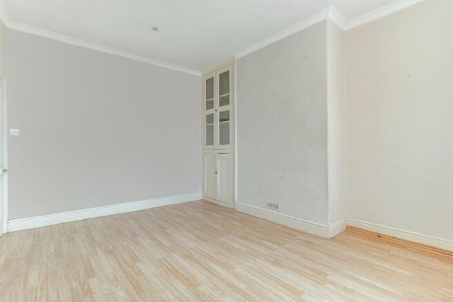 Dining Room - B.jpg