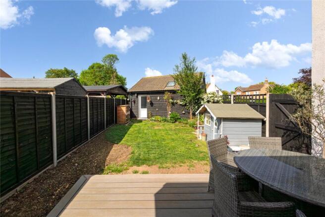 Cotton End Road, Wilstead, Bedfordshire, MK45 photo 4