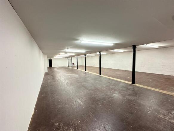 WhatsApp Image 2025-11-27 at 10.02.04_1dc49d8c.jpg