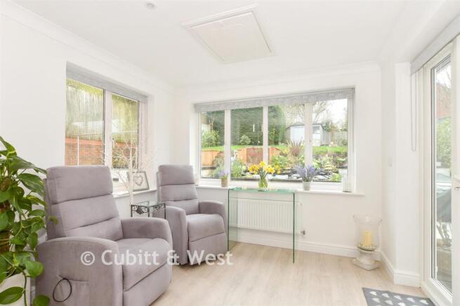 Kitchen/ Family Area
