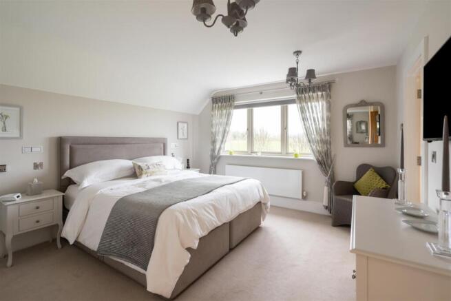 6 Hall Farm Court_107.jpg