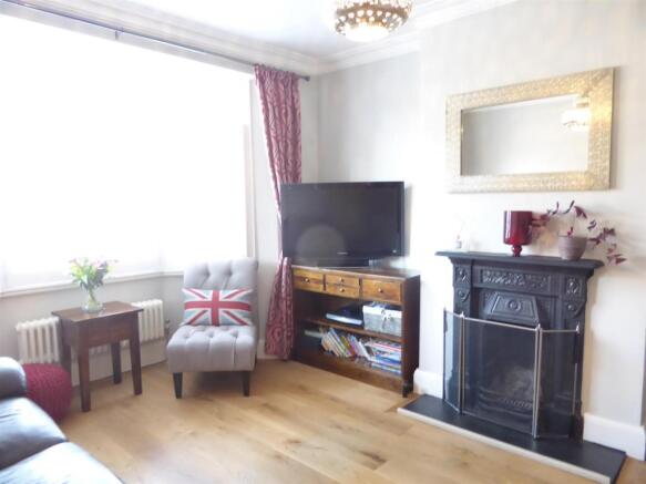 46 Reading Road 085.JPG