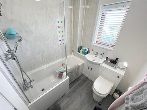 HOUSE BATHROOM