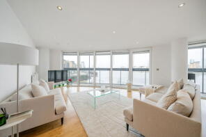 14, 8 Admirals Tower, Dowells Street, London SE10 9FQ
