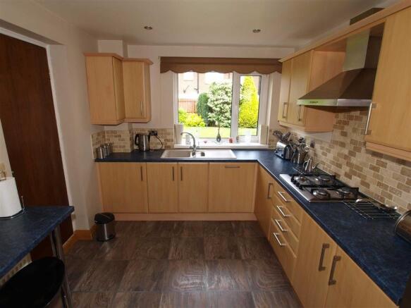 Kitchen Cont'd..