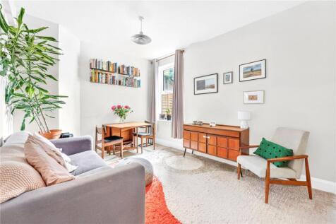 Chingford Road, Walthamstow, London, E17