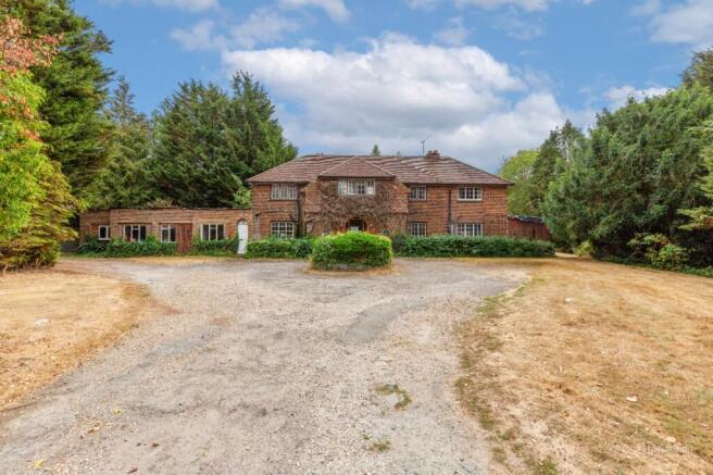 Ladds House, Old Otford Road, Sevenoaks, Kent, TN14 5EZ
