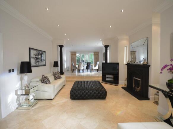 Formal lounge /dinin