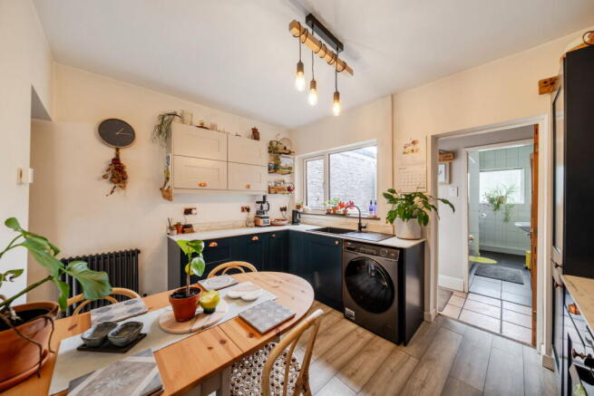3 bed Terraced for sale Image 5
