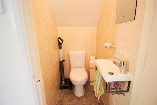 Cloak room
