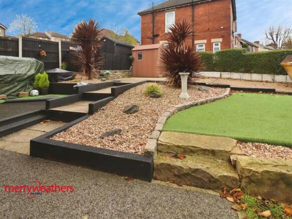 3 bed Semi-Detached for sale Image 4