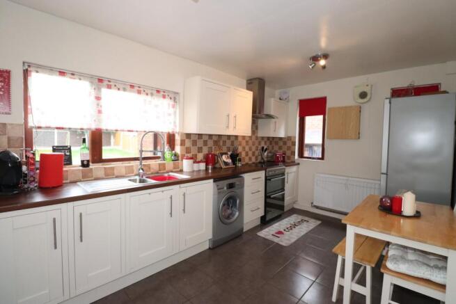 Dining kitchen