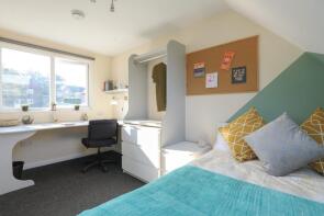 18, Colbourne Avenue, Brighton BN2 4GE
