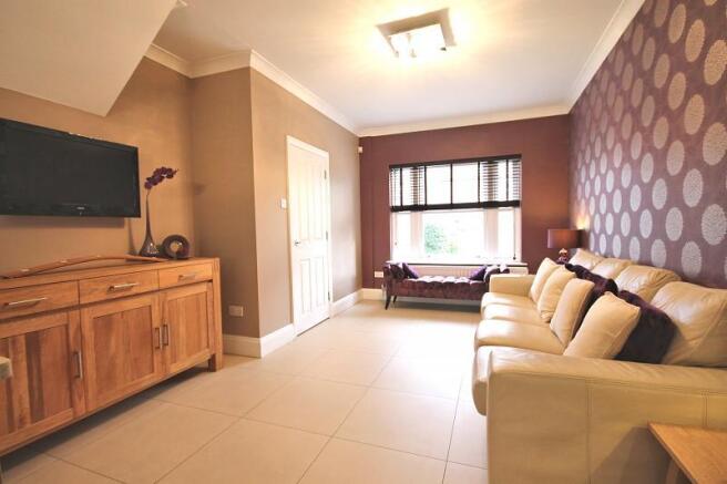 Living/Dining Area