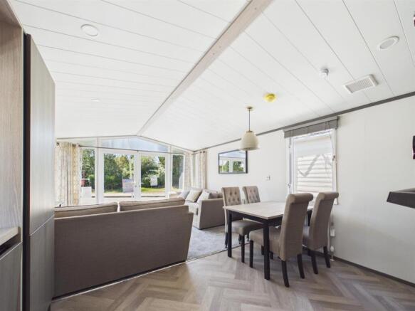 Open plan kitchen / diner/ reception room