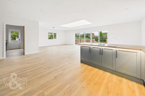 Low Farm Road, Reedham, Norwich